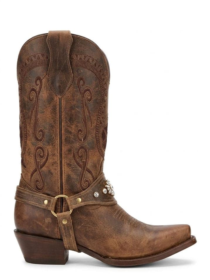 Bota De Res Color Miel Con Hebilla Con Pedreria Y