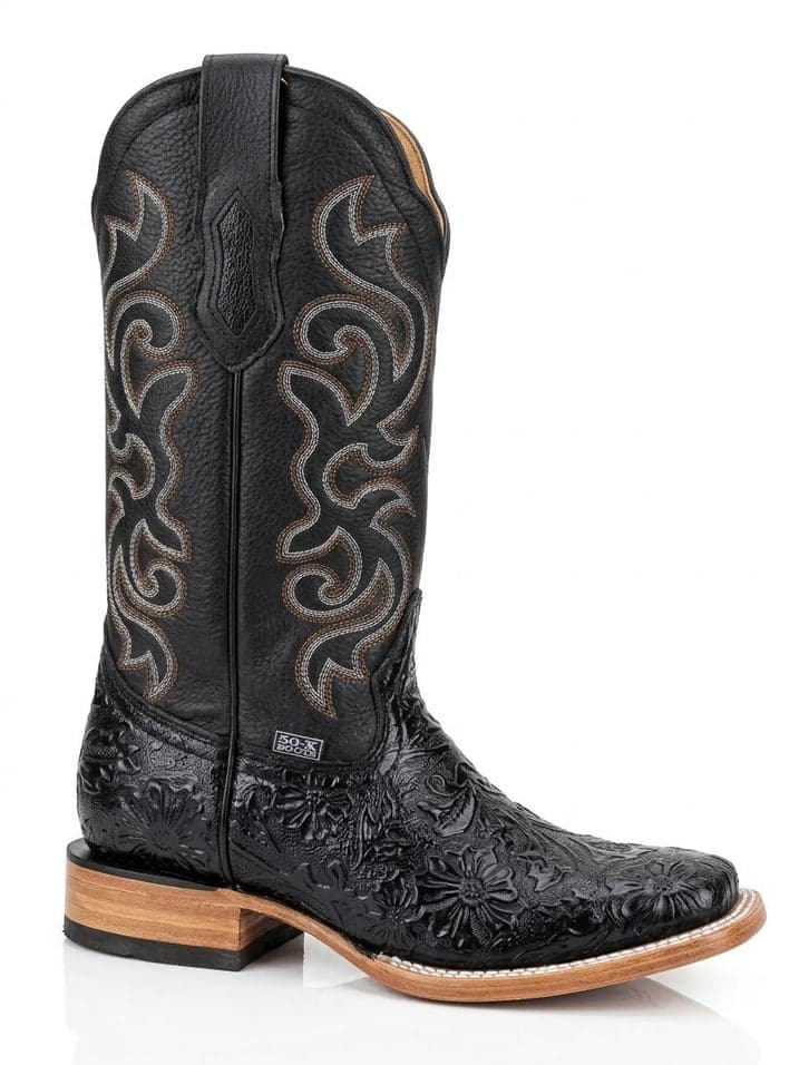 Bota Con Grabado Cincelado Color Negro Tubo Alto
