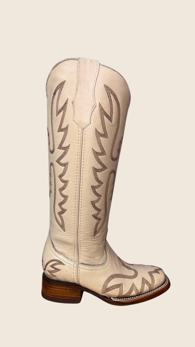 Bota Hueso Bordada Tubo Alto