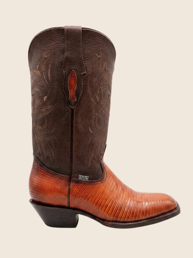 Bota Armadillo Mantequilla